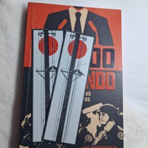 Ruas do Japão - Poste Corvo